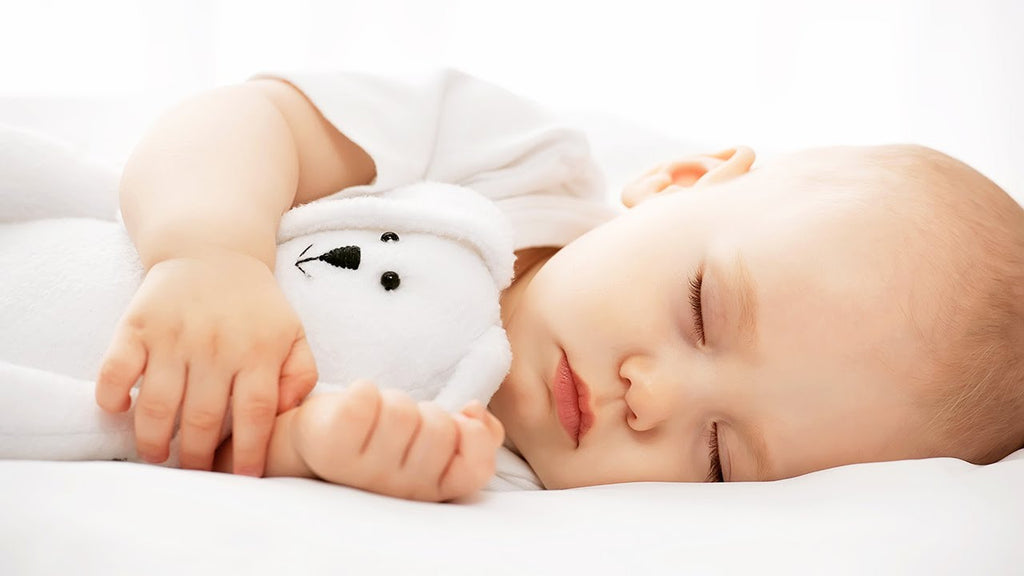 Natural Ways To Help Your Little Darlings Fall Asleep…