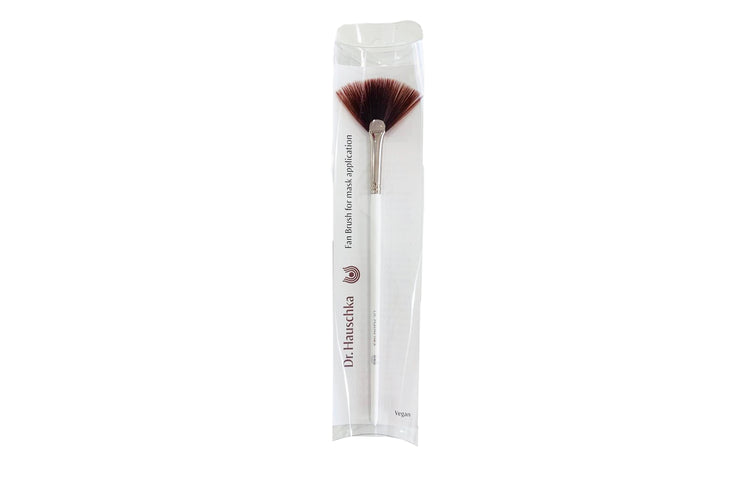 Dr Hauschka Fan Brush