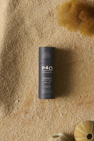 People4Ocean SPF 50+ 锌棒 - 有色浅色 25 克